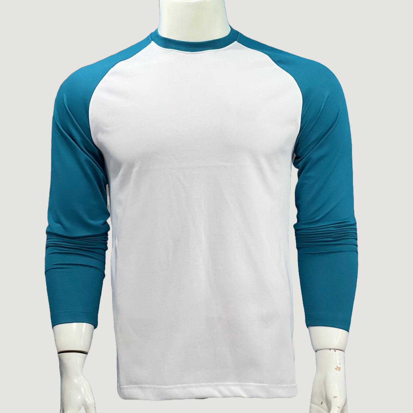 RUSH Raglan Pull 2025